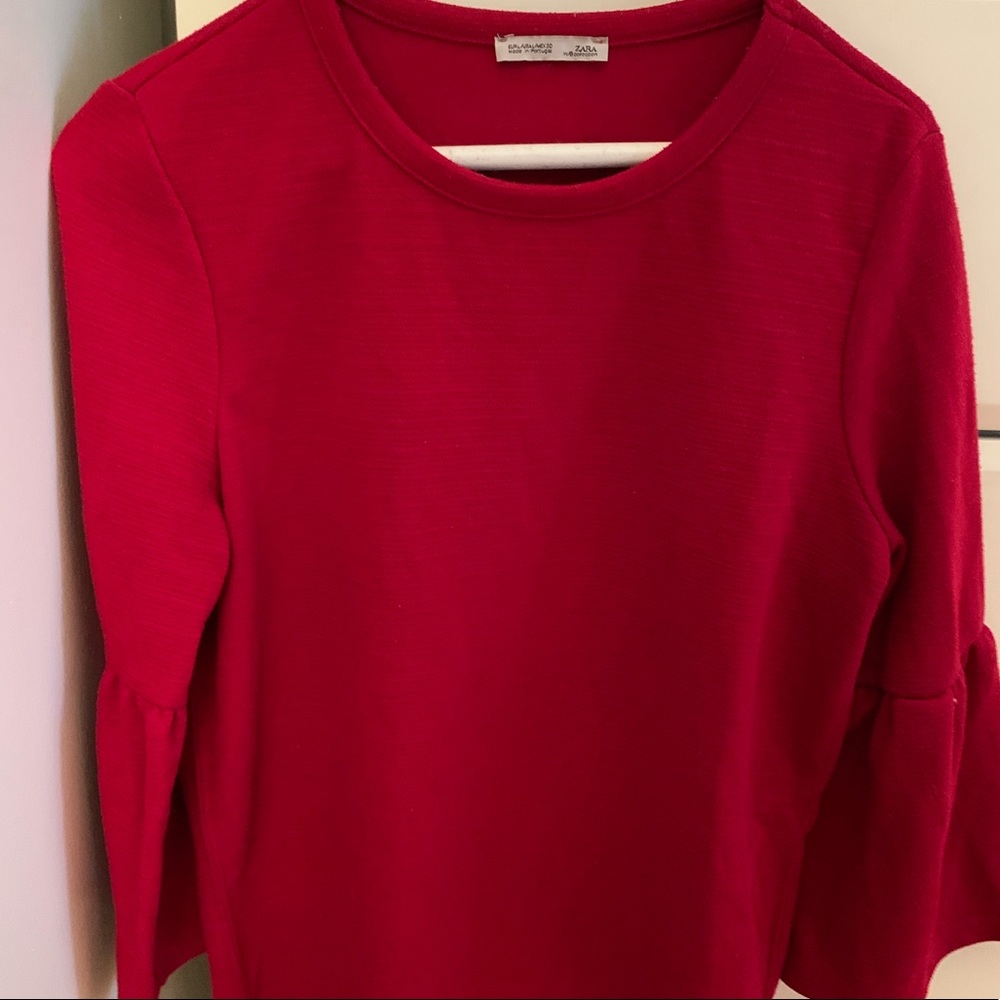 Red Zara top with belle sleeves